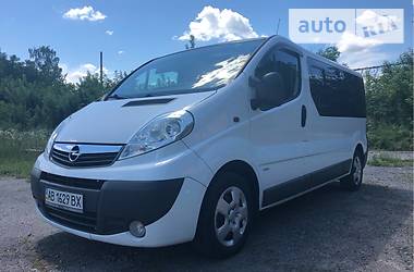 Opel Vivaro 2,5  2009