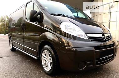 Opel Vivaro  2014