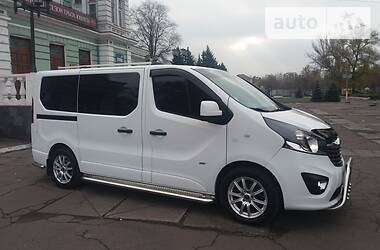 Opel Vivaro  2015