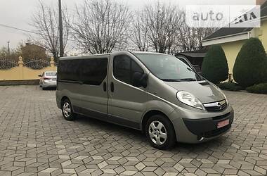 Opel Vivaro  2012