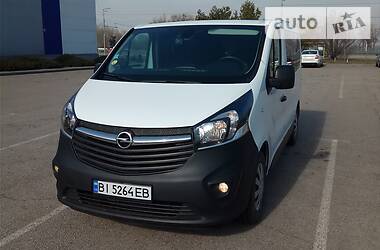 Opel Vivaro  2015