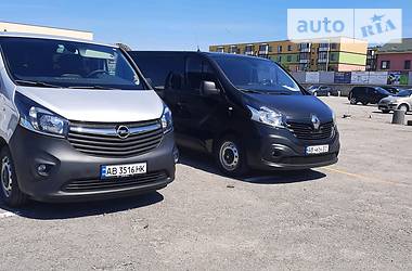 Opel Vivaro  2015