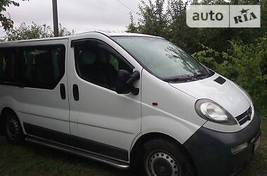 Opel Vivaro  2005