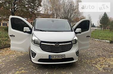 Opel Vivaro  2015