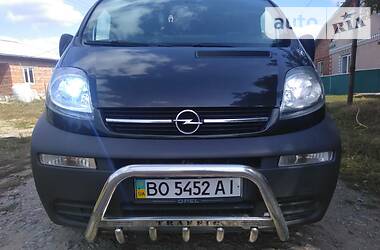 Opel Vivaro  2006