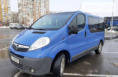 Opel Vivaro  2010