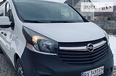 Opel Vivaro  2016