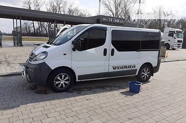 Opel Vivaro  2003