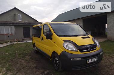 Opel Vivaro  2006