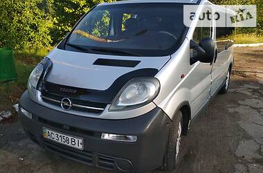 Opel Vivaro  2003