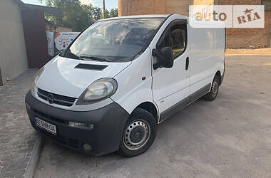 Opel Vivaro  2003