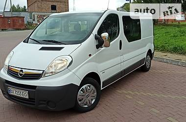 Opel Vivaro LONG  2013