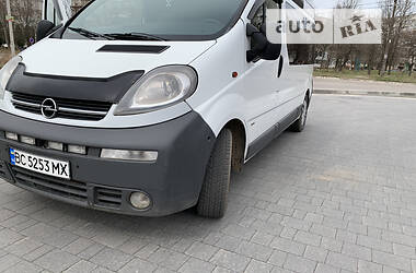 Opel Vivaro  2006