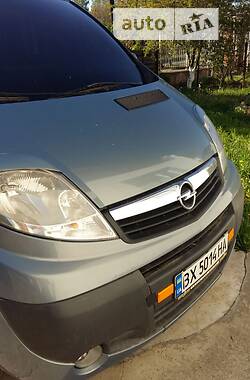 Opel Vivaro  2007