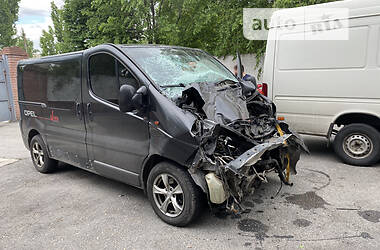 Opel Vivaro  2006