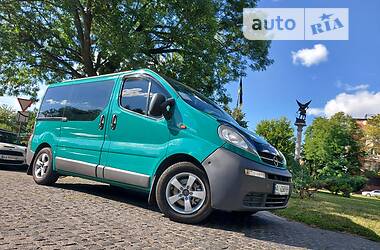 Opel Vivaro  2005