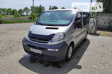 Opel Vivaro  2006