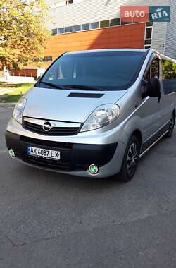 Opel Vivaro  2012