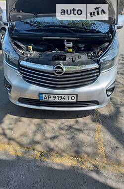 Opel Vivaro  2014