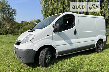 Opel Vivaro  2014