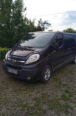 Opel Vivaro  2011