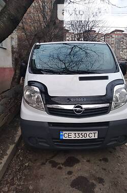 Opel Vivaro  2008