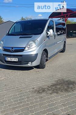 Opel Vivaro  2007