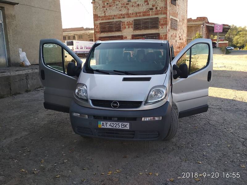 Opel Vivaro 2006 року в Івано-Франківську