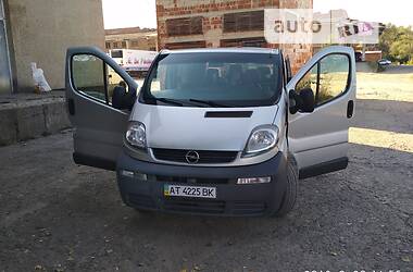 Opel Vivaro 2006