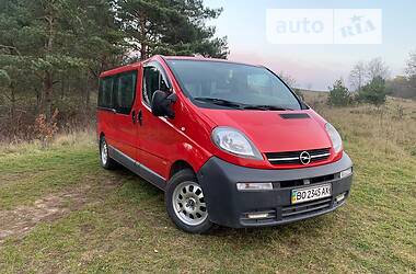 Opel Vivaro  2005