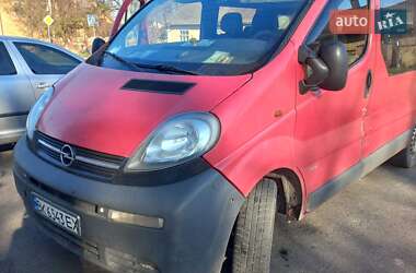 Opel Vivaro  2001