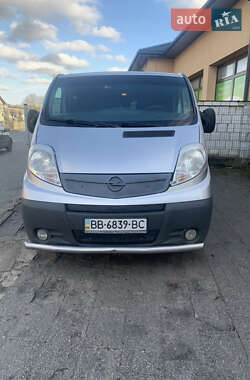Opel Vivaro 2012
