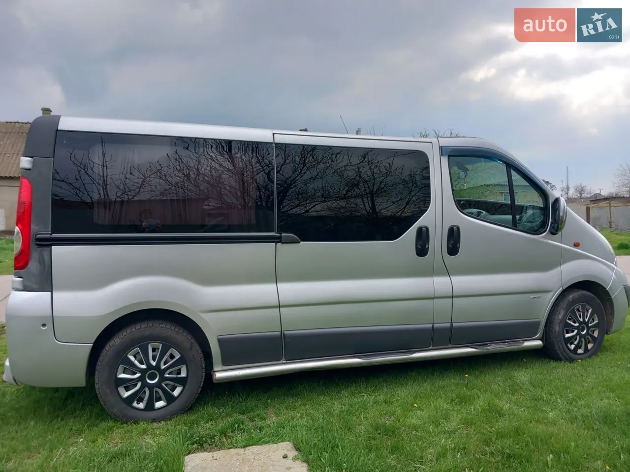 2010 Opel Vivaro - мініатюра 3