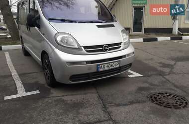 Opel Vivaro  2005