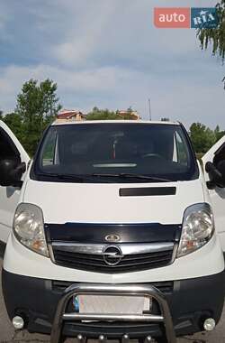 Opel Vivaro  2007