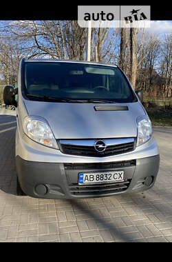 Opel Vivaro  2012