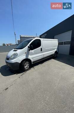 Opel Vivaro  2012