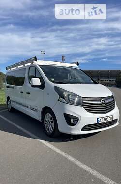Opel Vivaro  2015
