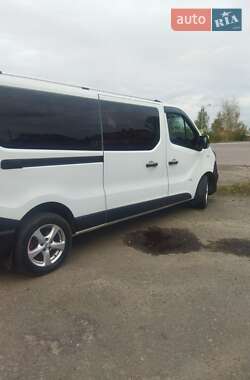 Opel Vivaro 2015