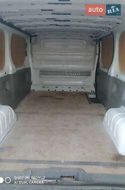 Opel Vivaro  2013