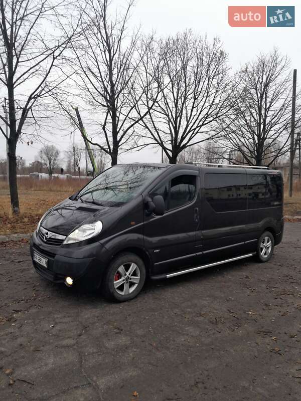 Opel Vivaro 2012 року в Харкові