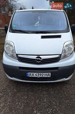 Opel Vivaro  2014