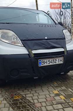 Opel Vivaro  2007