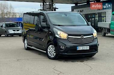 Opel Vivaro  2016