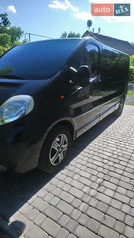 Opel Vivaro 2011