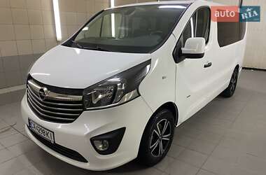 Opel Vivaro  2016