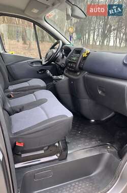 Opel Vivaro 2015