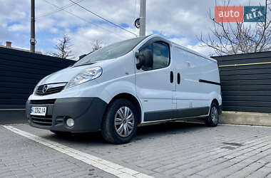 Opel Vivaro  2014