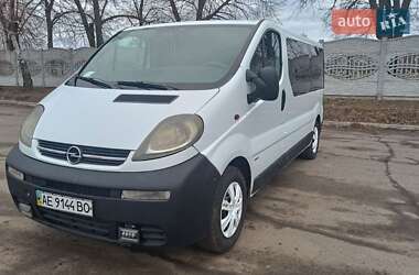 Opel Vivaro  2003
