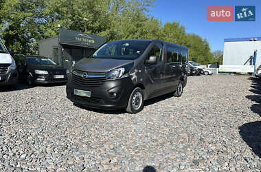 Opel Vivaro 2015